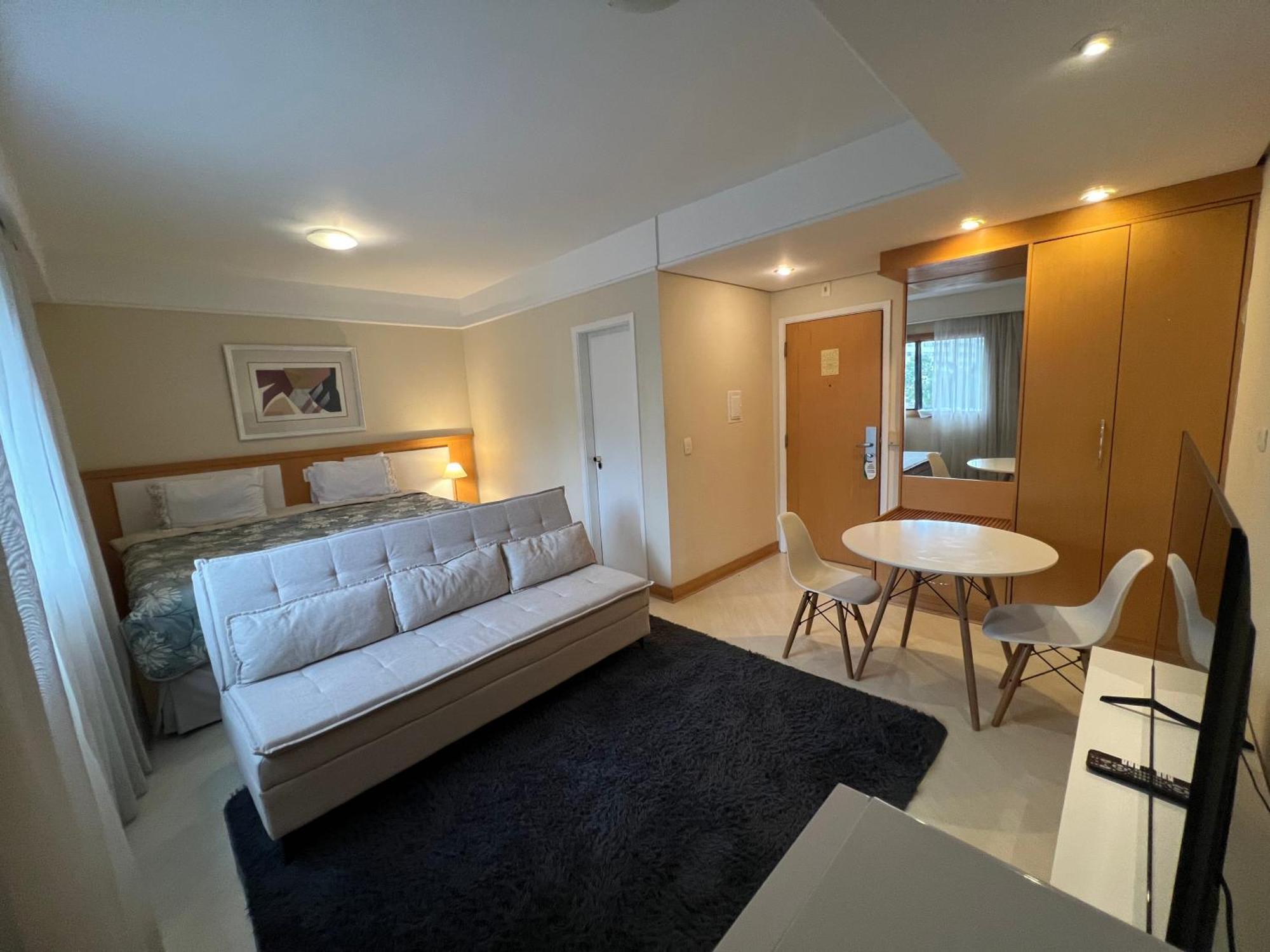 Biena Ibirapuera Uh407